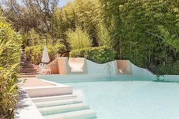 Pierre & Les Restanques Du Golfe De Saint-tropez Apart Otel 4*