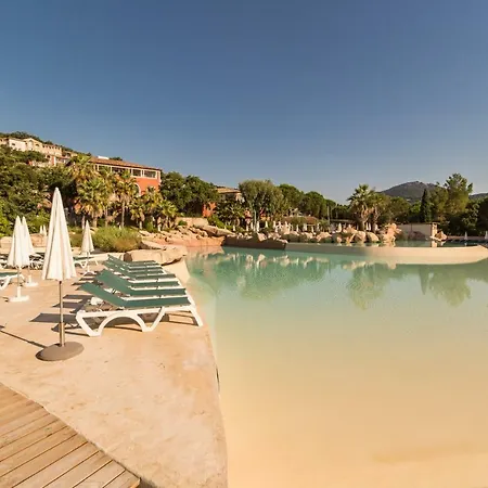 Pierre & Les Restanques Du Golfe De Saint-tropez Apart Otel